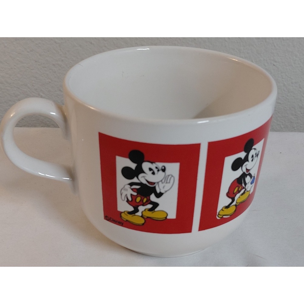 Vintage Kilncraft Disney Mickey Mouse Comic Box Panel Ceramic Oversized Soup Mug